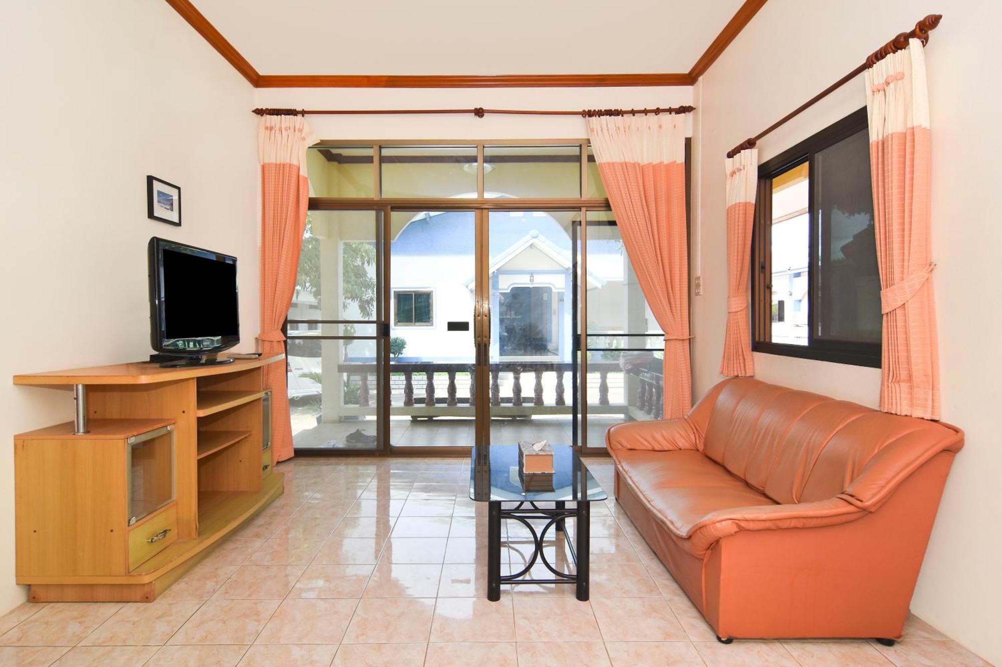 Hotel OYO 570 Seaside Hua Hin Exterior foto