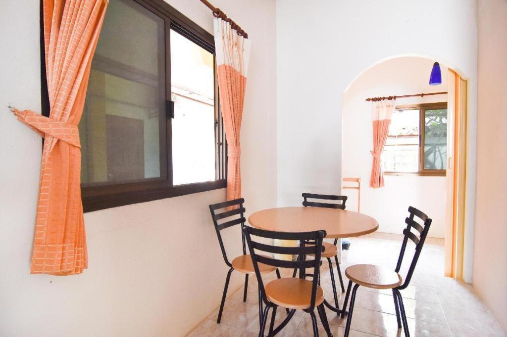 Hotel OYO 570 Seaside Hua Hin Exterior foto