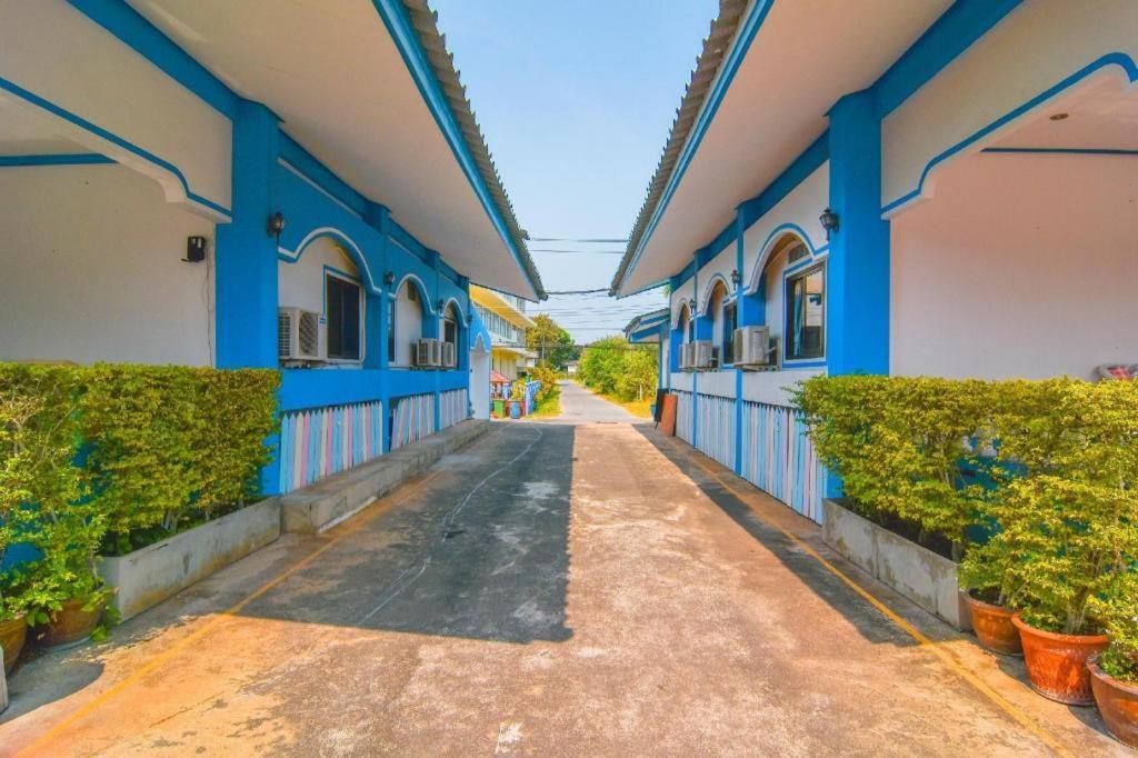 Hotel OYO 570 Seaside Hua Hin Exterior foto